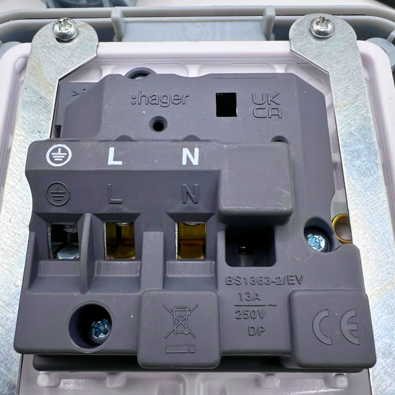 Weatherproof Switched Power Wall Socket for EV Charging | IP66 Rated | BS 1363-2 EV | Single or Double Socket - Image 10